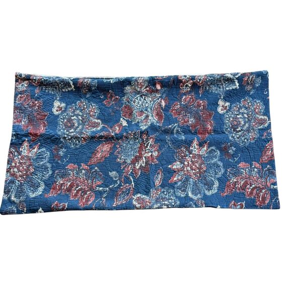 Linden Street Arlington 2 King Shams Navy w Burgundy Red Floral Qulited 20x36 - Picture 2 of 10